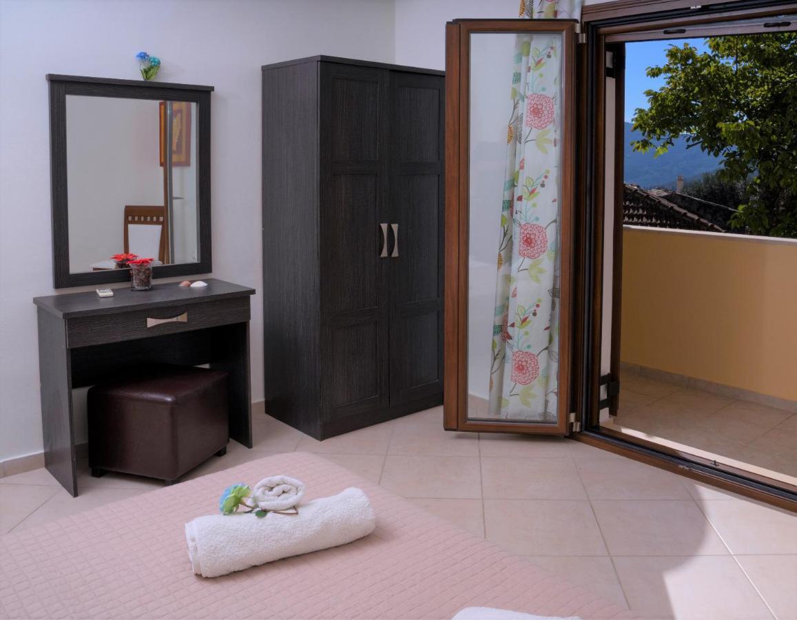 Infinity Villa Kato Pavliana ภายนอก รูปภาพ