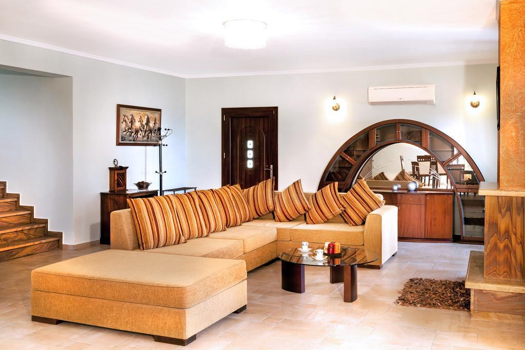 Infinity Villa Kato Pavliana ภายนอก รูปภาพ